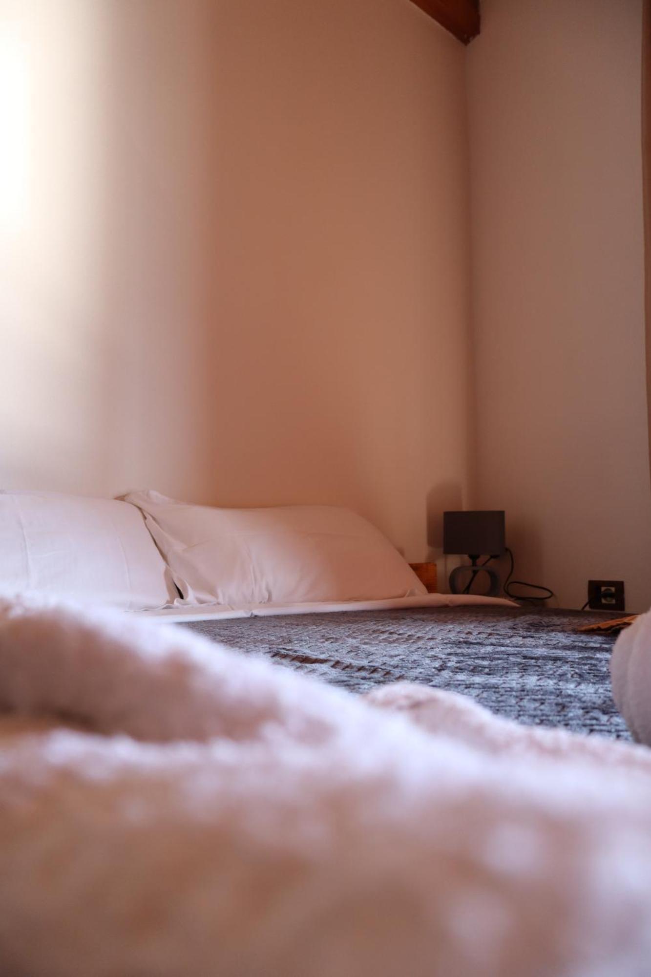 Bujtina Anlu Hotell Nepravishte Eksteriør bilde